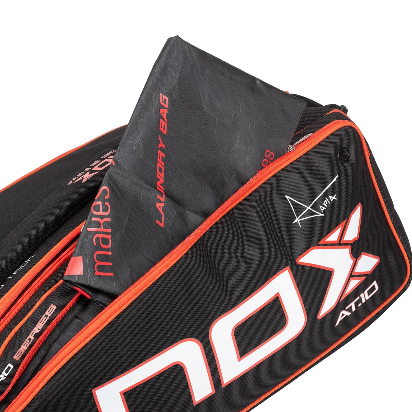 AT10 XXL Competition racket bag by Agustín Tapia